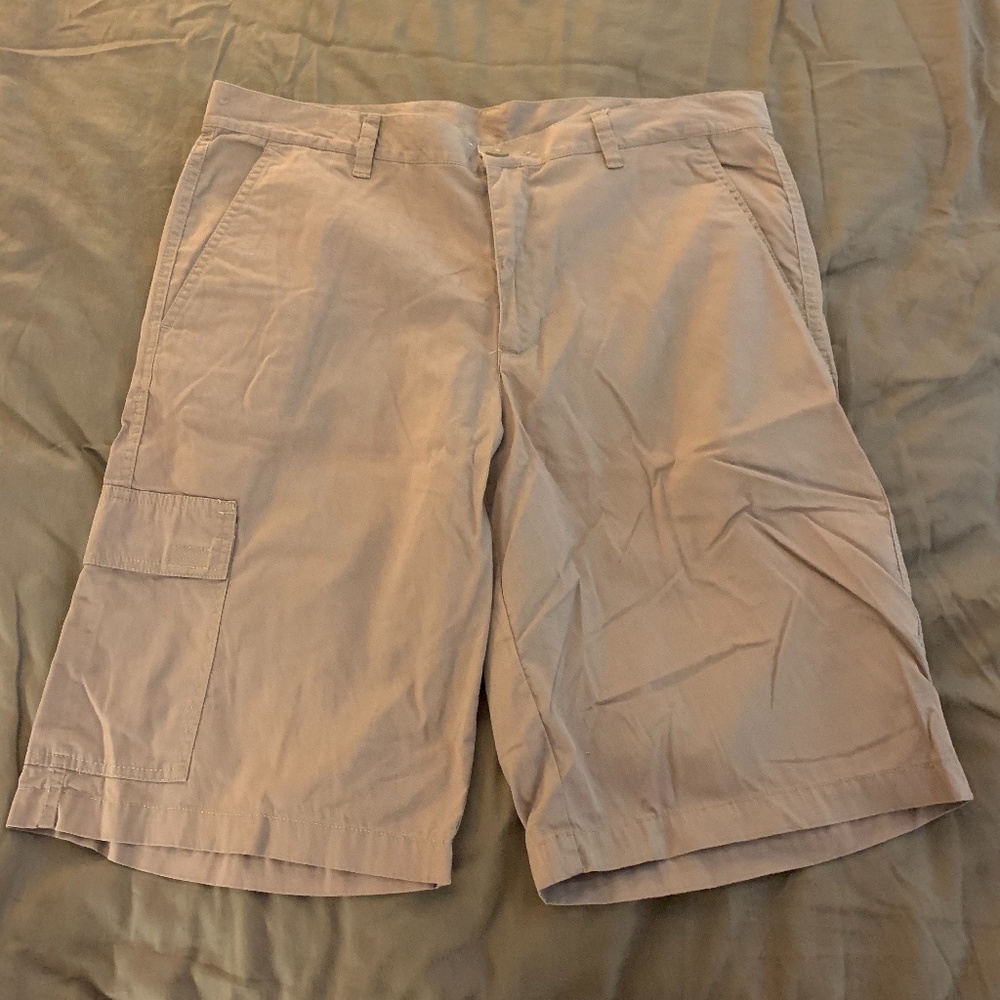 Columbia Men’s Khaki Shorts